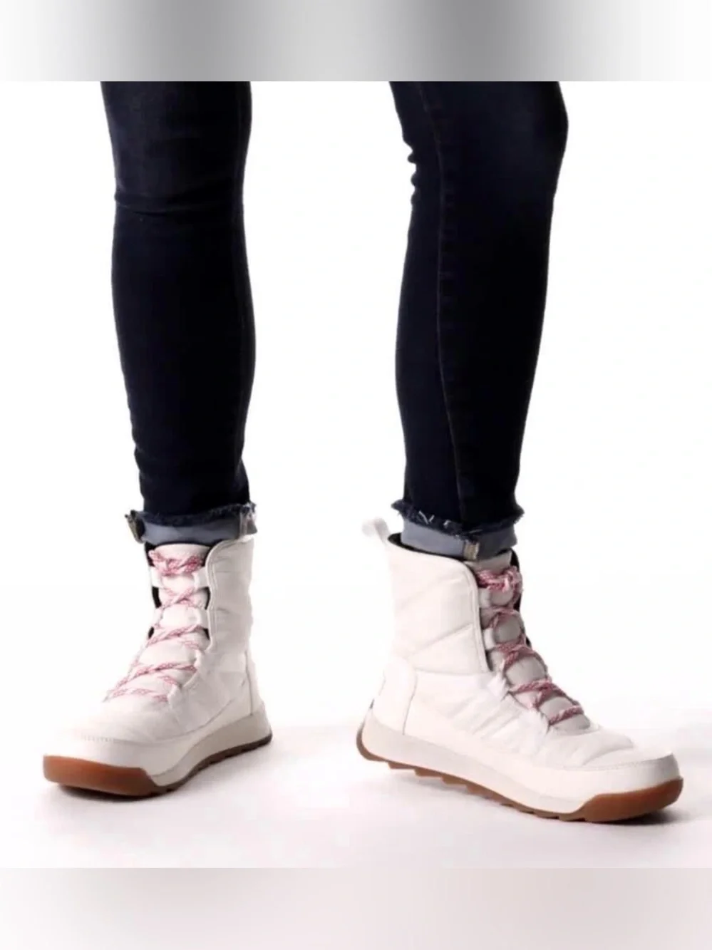 Sorel Women’s Whitney ll Short Waterproof Boots Size 8.5